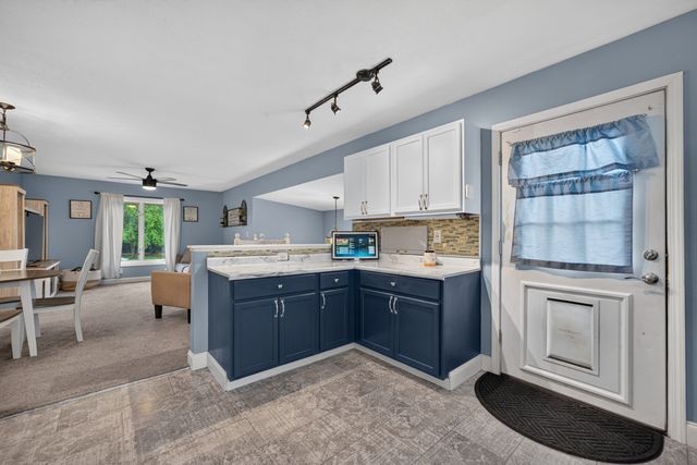 11515 Cedarbrook Road, Roscoe, IL 61073