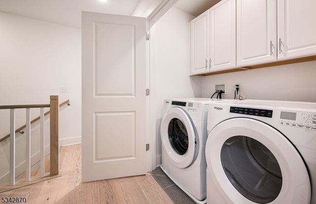 20 Wadsworth Dr 3, Denville Twp., NJ 07834