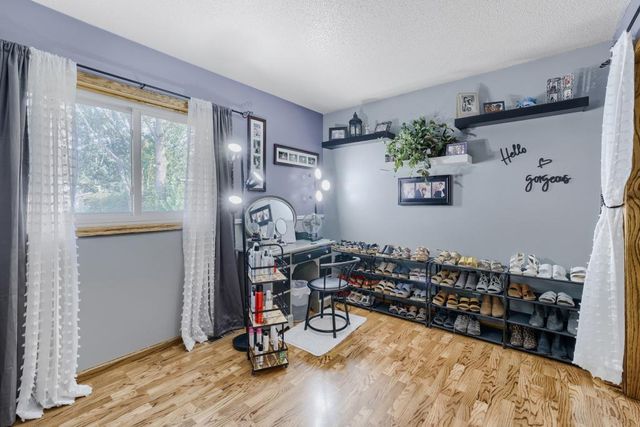 6078 Kalland Drive NE, Albertville, MN 55301