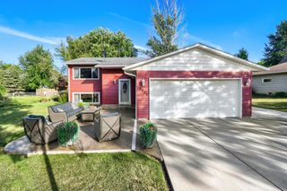 6078 Kalland Drive NE, Albertville, MN 55301