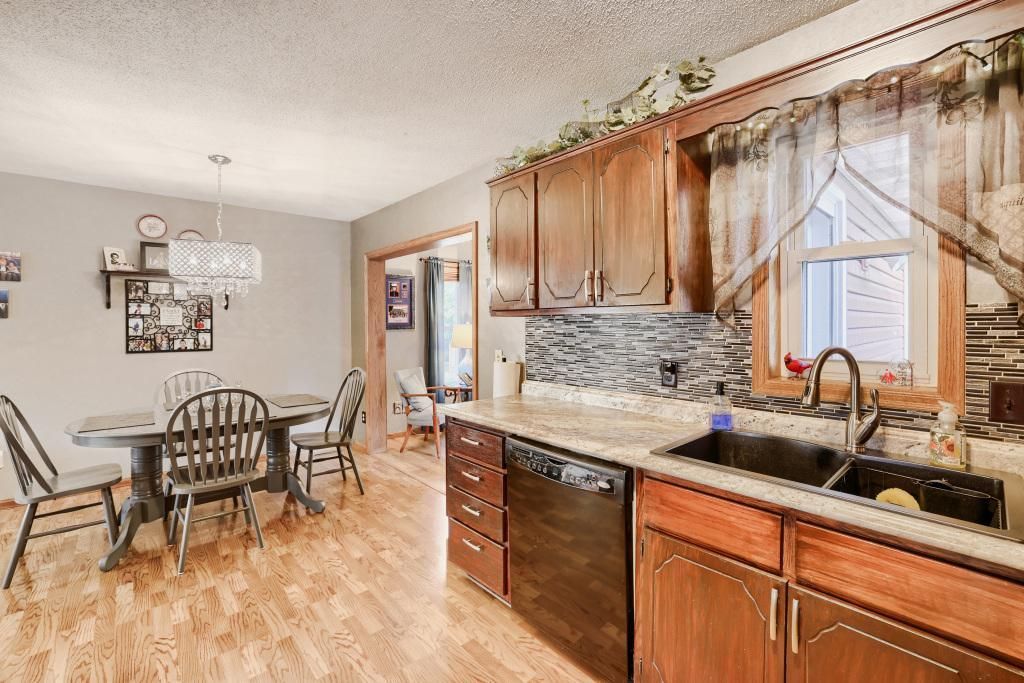 6078 Kalland Drive NE, Albertville, MN 55301 — photo 3