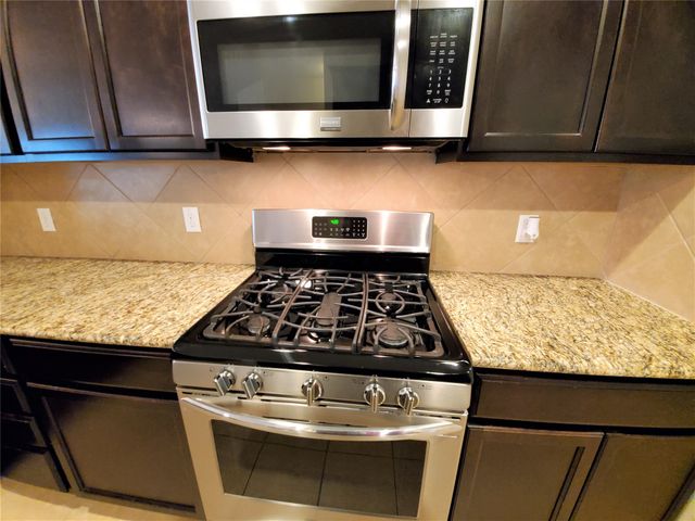 15924 Dorrington Drive, Frisco, TX 75036