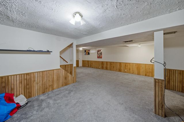 3227 AVENUE J, Council Bluffs, IA 51501