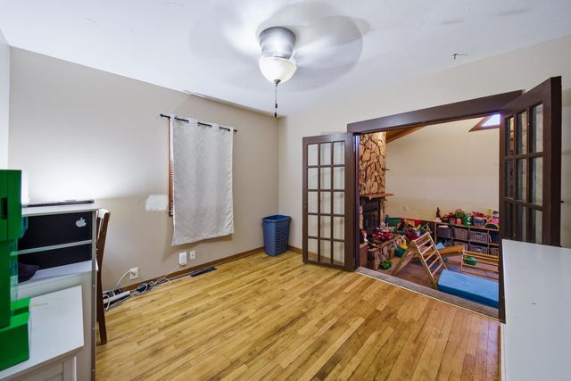 3227 AVENUE J, Council Bluffs, IA 51501