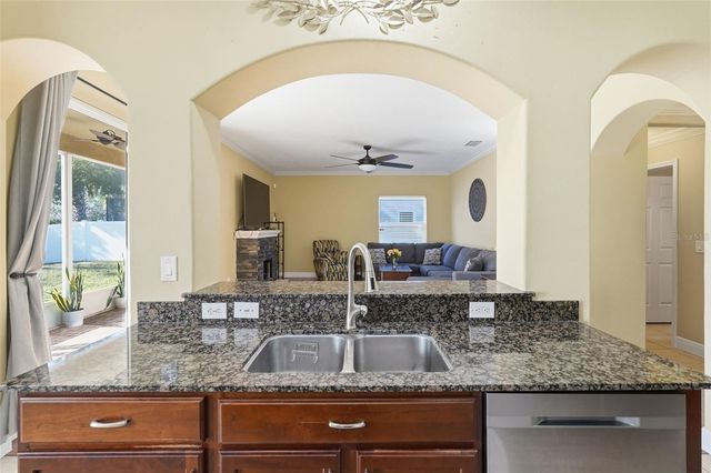 11308 CALLAWAY POND DRIVE, Riverview, FL 33579