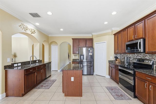 11308 CALLAWAY POND DRIVE, Riverview, FL 33579