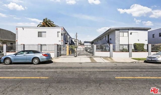 1137 W 36th Place 6, Los Angeles, CA 90007