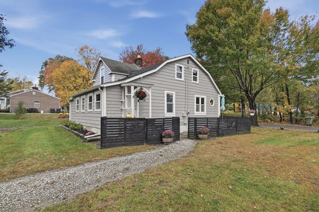 78 Dudley Road, Oxford, MA 01540