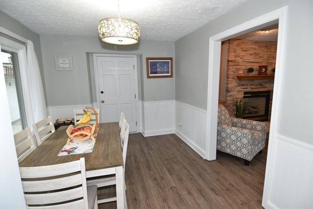 15 Tow Path Road, Granville, OH 43023