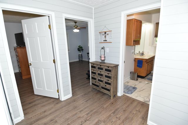 15 Tow Path Road, Granville, OH 43023