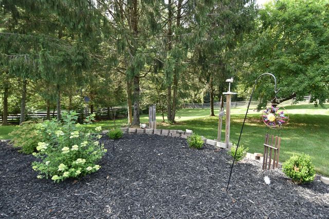 15 Tow Path Road, Granville, OH 43023