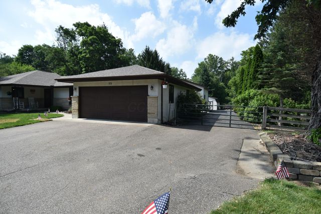 15 Tow Path Road, Granville, OH 43023
