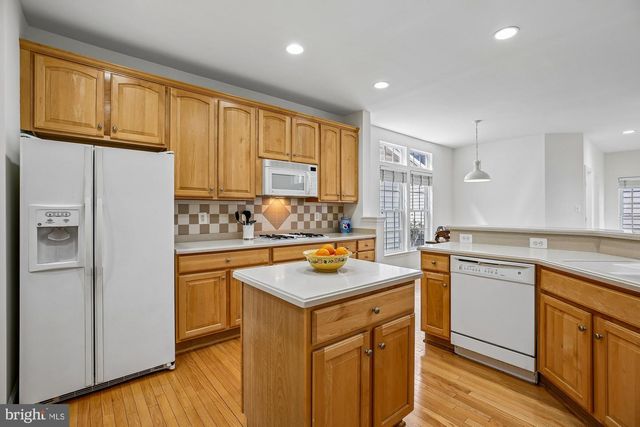 1379 MAIN ST, Gaithersburg, MD 20878