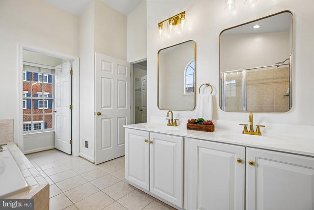 1379 MAIN ST, Gaithersburg, MD 20878