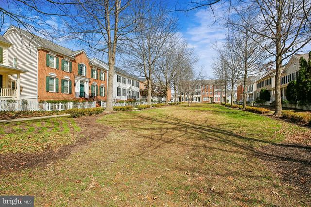 1379 MAIN ST, Gaithersburg, MD 20878