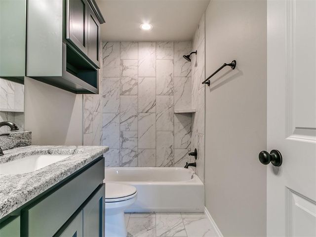 12028 Rockbed Drive, Yukon, OK 73099