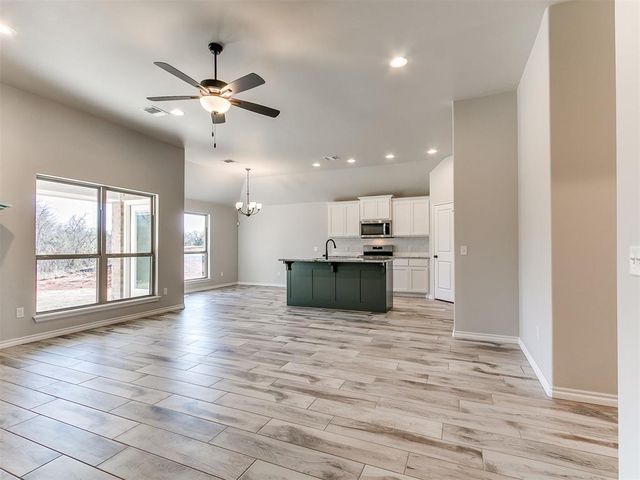 12028 Rockbed Drive, Yukon, OK 73099