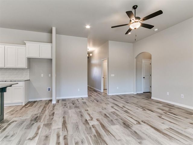 12028 Rockbed Drive, Yukon, OK 73099