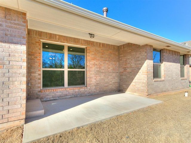 12028 Rockbed Drive, Yukon, OK 73099