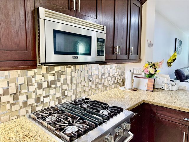 6397 Marbella, Eastvale, CA 91752