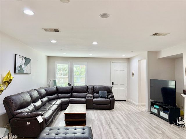 6397 Marbella, Eastvale, CA 91752