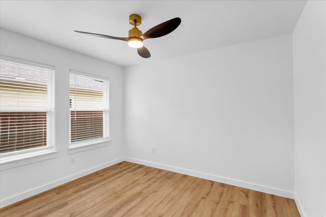 309 E Shepherd Street, Denison, TX 75021