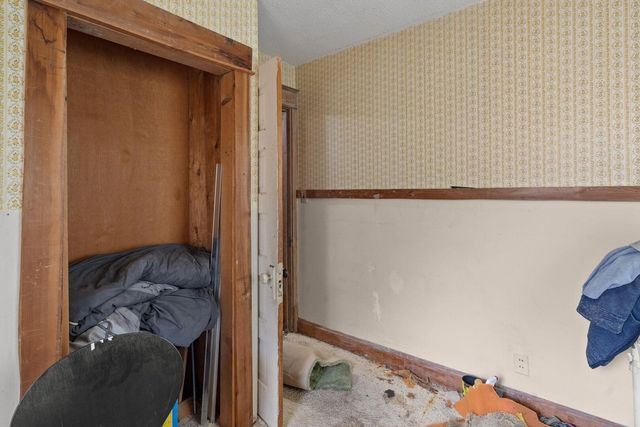 1721 28th Street, Rock Island, IL 61201