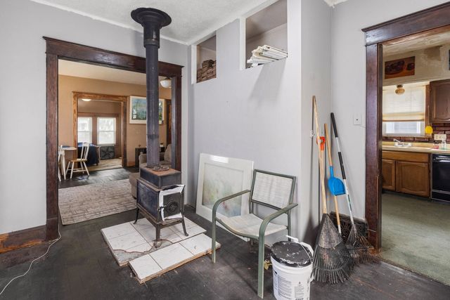 1721 28th Street, Rock Island, IL 61201