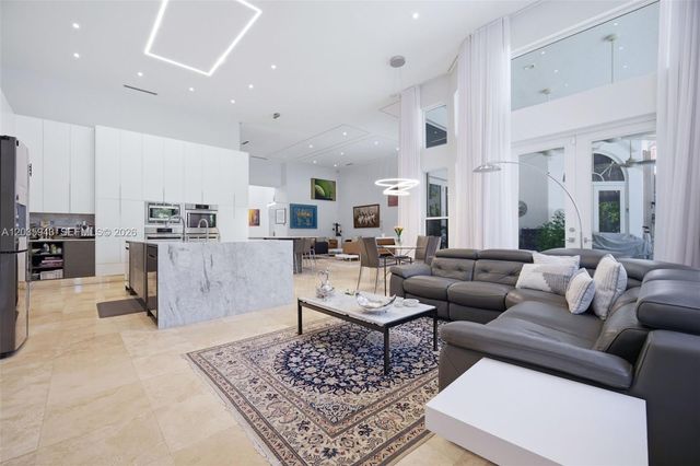 1205 Seagull Ter, Hollywood, FL 33019