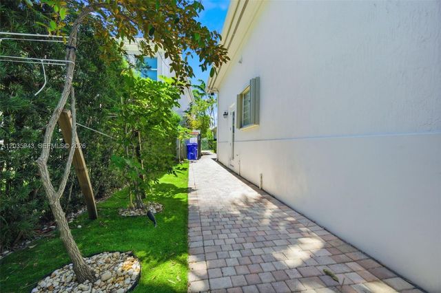 1205 Seagull Ter, Hollywood, FL 33019