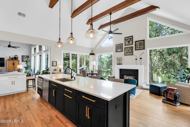 5 Delta Lane, Hilton Head Island, SC 29928