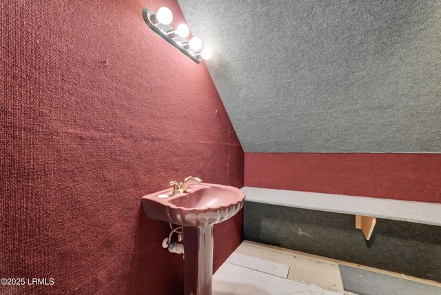 5 Delta Lane, Hilton Head Island, SC 29928