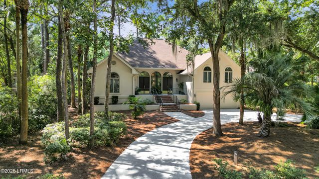 5 Delta Lane, Hilton Head Island, SC 29928