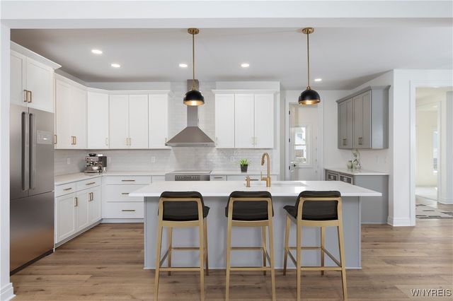 5693 Dorothy Circle, Clarence, NY 14032