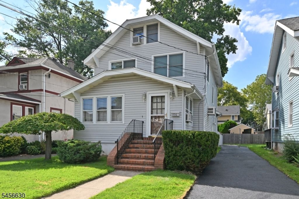 856 Ester Ave, Teaneck Twp., NJ 07666 — photo 2
