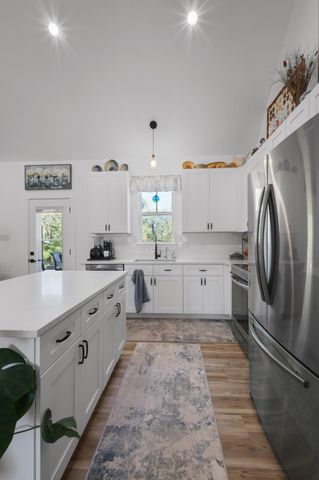 116 Lindsey Lane, Runaway Bay, TX 76426