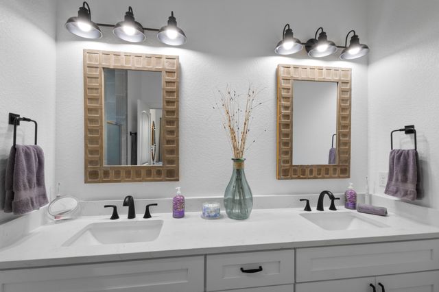 116 Lindsey Lane, Runaway Bay, TX 76426