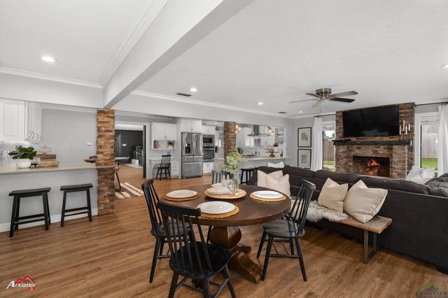 1400 Shawnee Trail, Henderson, TX 75654