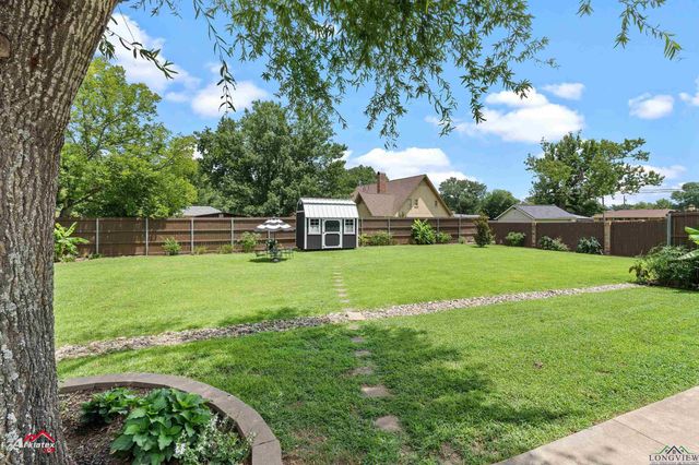 1400 Shawnee Trail, Henderson, TX 75654