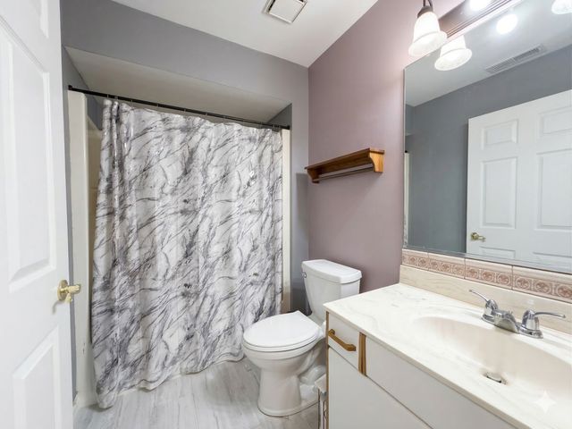 790 Regina Court 790, Woodstock, IL 60098