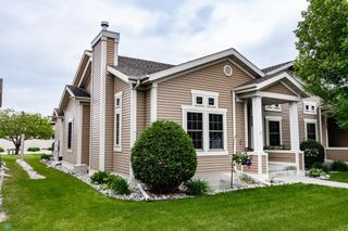 1365 Highpointe Drive N, Fargo, ND 58102