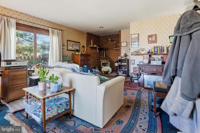 102 S FRANKLIN ST, Lambertville, NJ 08530