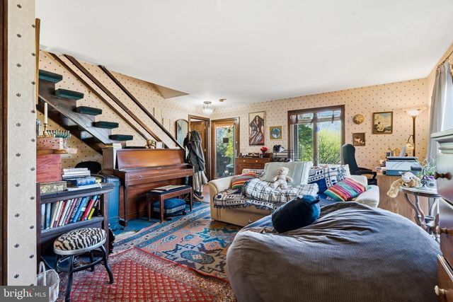 102 S FRANKLIN ST, Lambertville, NJ 08530