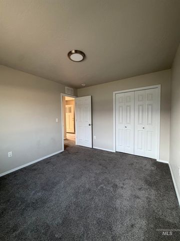 15363 Stovall Ave, Caldwell, ID 83607