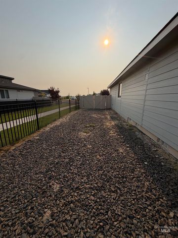 15363 Stovall Ave, Caldwell, ID 83607