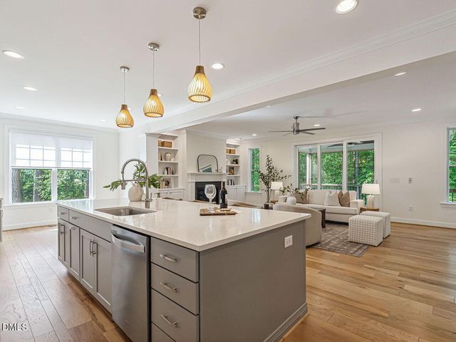 2117 Bee Cave Court, Apex, NC 27539