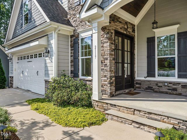 2117 Bee Cave Court, Apex, NC 27539