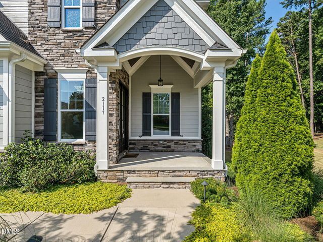 2117 Bee Cave Court, Apex, NC 27539