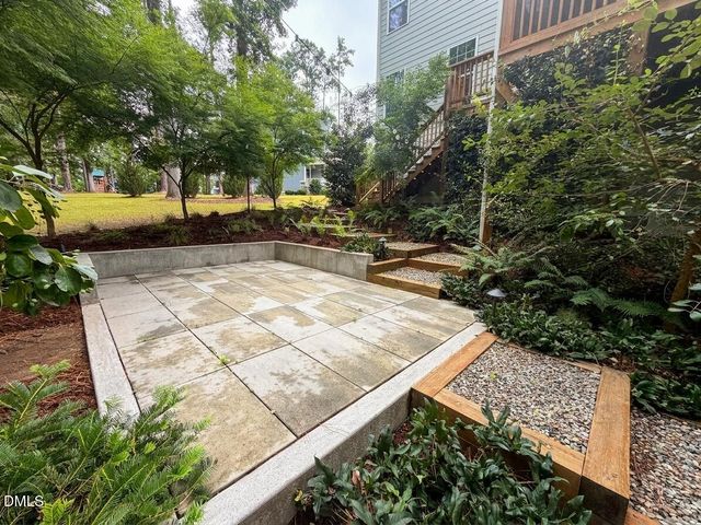 2117 Bee Cave Court, Apex, NC 27539