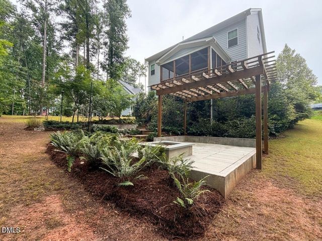 2117 Bee Cave Court, Apex, NC 27539